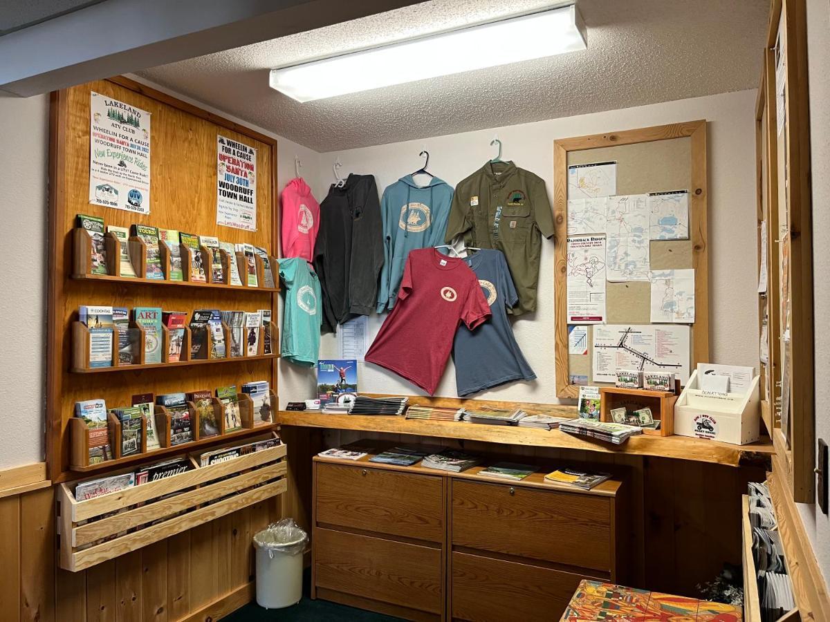 Boulder Bear Motor Lodge Boulder Junction エクステリア 写真