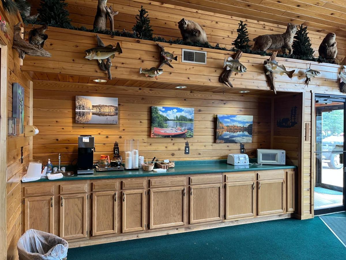 Boulder Bear Motor Lodge Boulder Junction エクステリア 写真